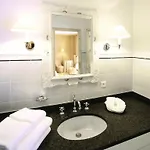 Szálloda Le Vieux Moulin 4*