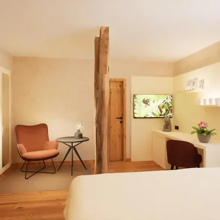 Le Vieux Moulin 4*